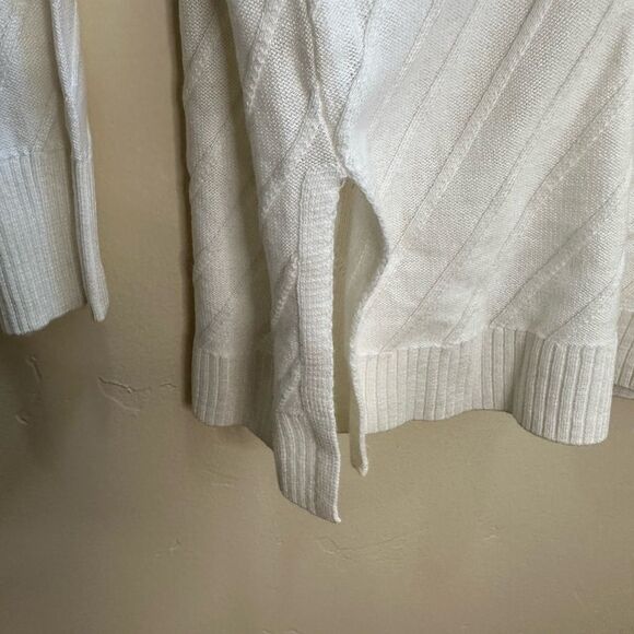 Vince Camuto Antique White Mock Neck Sweater Size Medium NWT - Picture 6 of 9